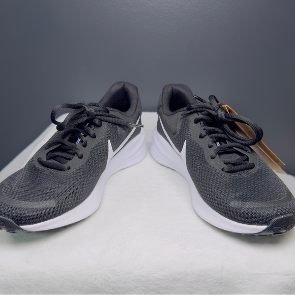 Nike Revolution 7 Running Shoes – Black/White – Size 6M/W 7.5 – NIB - Picture 5 of 12